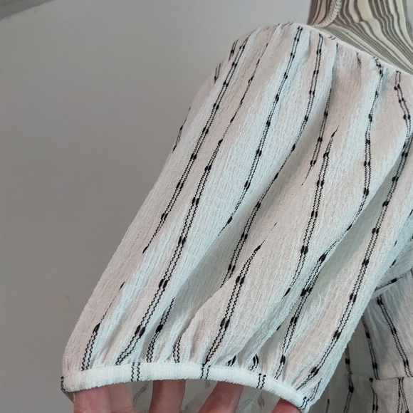 Madewell pufffy sleeve white top nwot - Picture 7 of 15